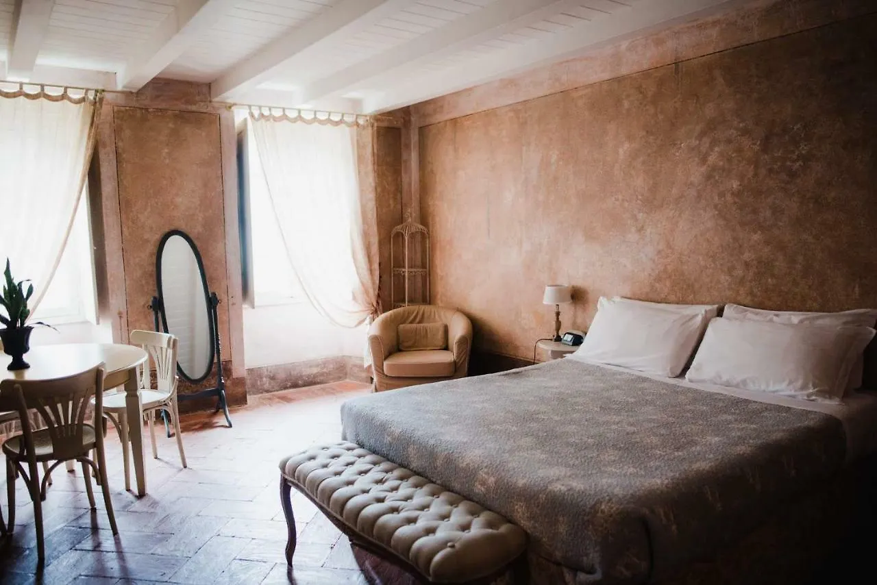 Regina Teodolinda Suites Laglio