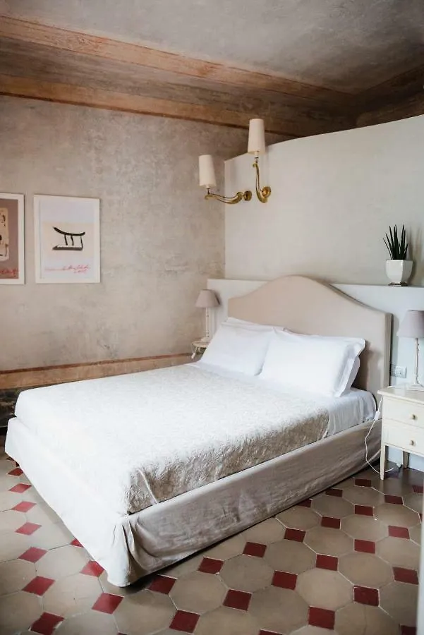 *** Frühstückspension Regina Teodolinda Suites Laglio Italien