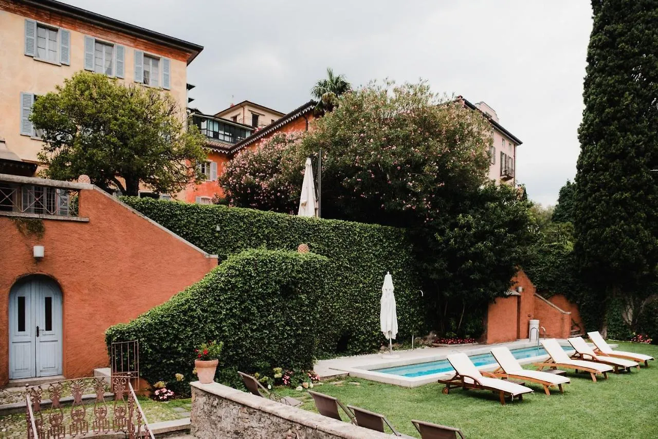 Regina Teodolinda Suites Laglio 3*,  Italy
